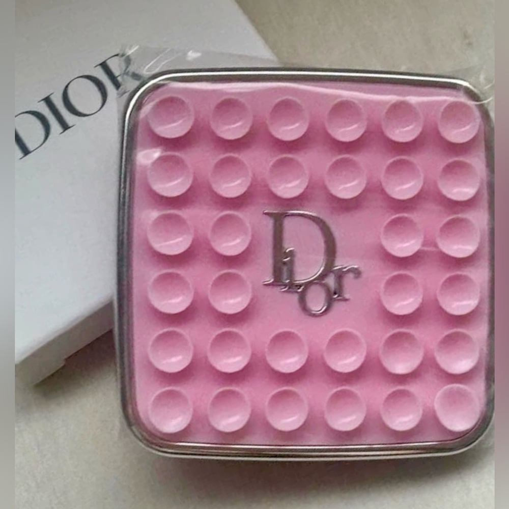 Dior Pink Suction Accessory